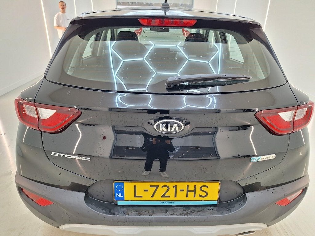Kia Stonic 1.0 T-GDi MHEV ComfortLine, Voorwielaandrijving, Start-stop-systeem, 450 kg, Gebruikt