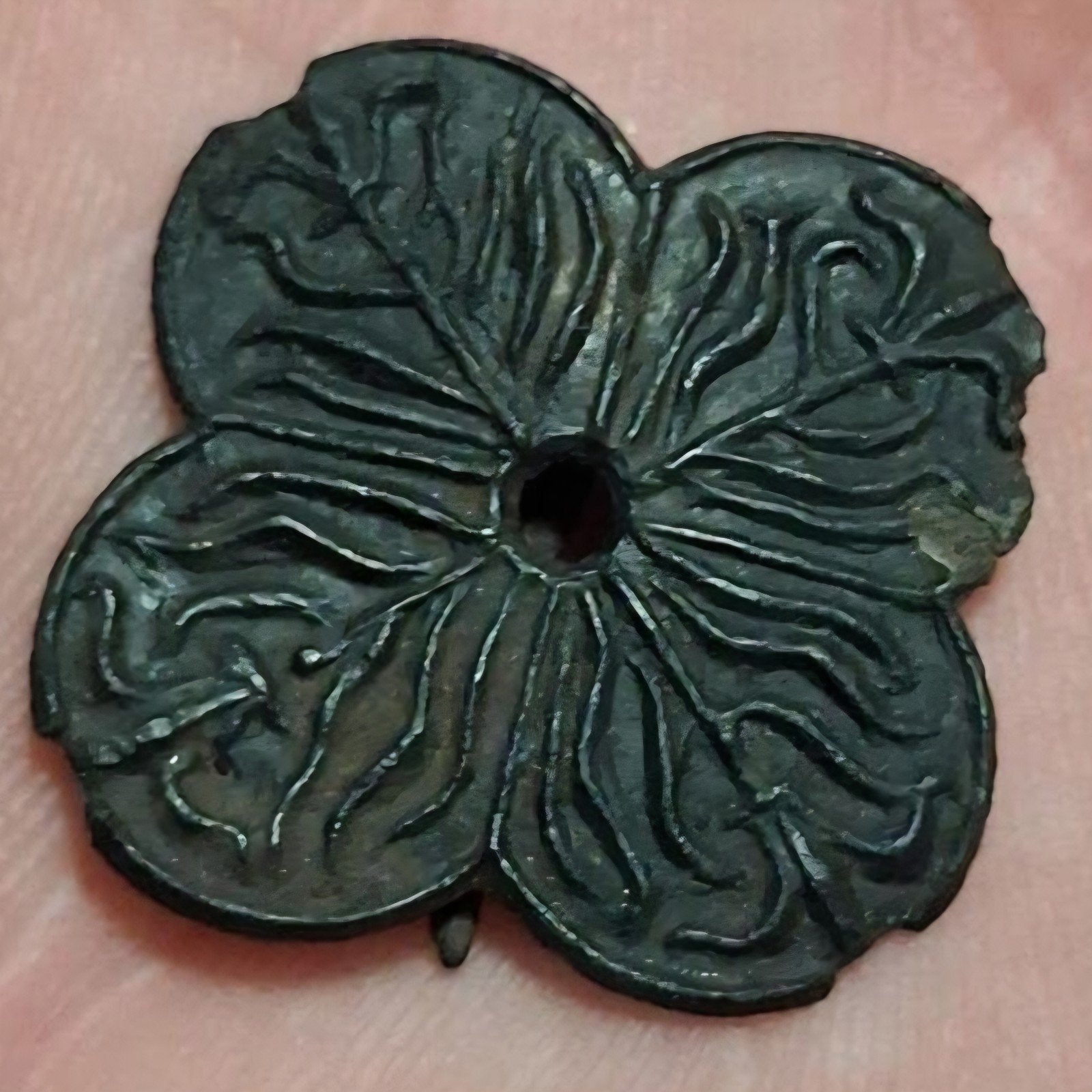 Bodemvondst - profaan insigne - 15e eeuw - broche - tin, Antiek en Kunst, Ophalen of Verzenden