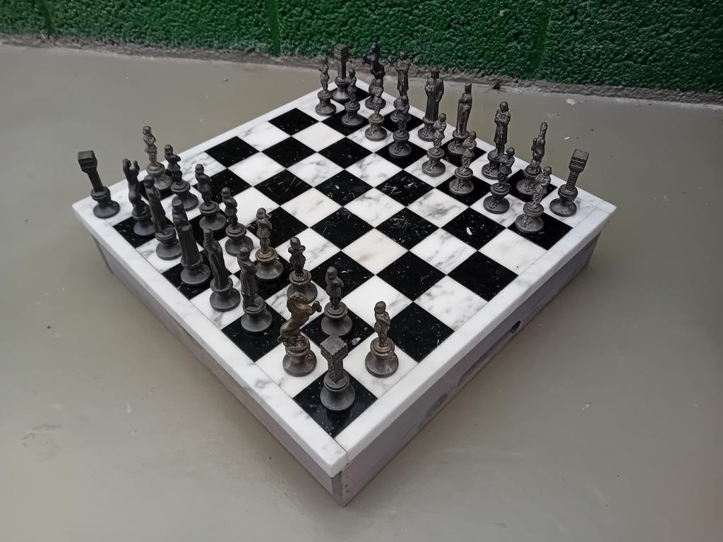 Marmeren Schaakbord met Gedetailleerde Stukken, Ophalen of Verzenden