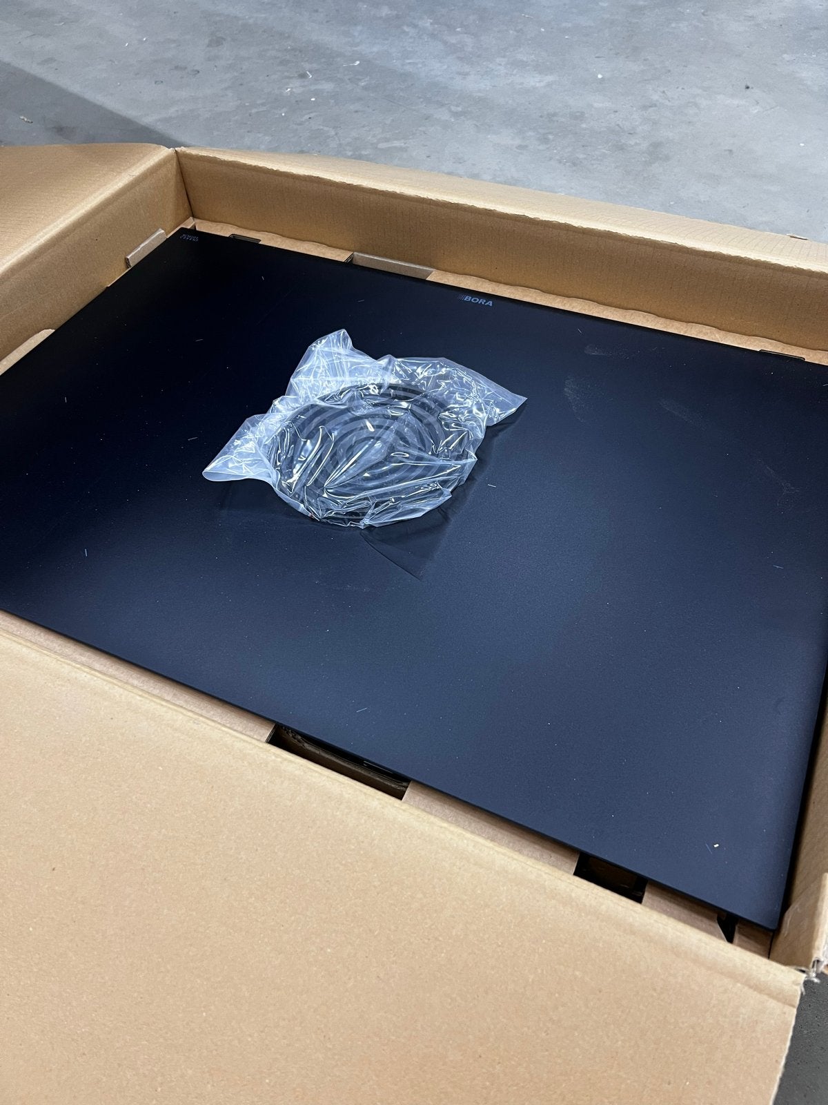 Bora Pure Inductiekookplaat met afzuiging - Nieuw in doos, Ophalen, Minder dan 85 cm, Nieuw, 4 kookzones