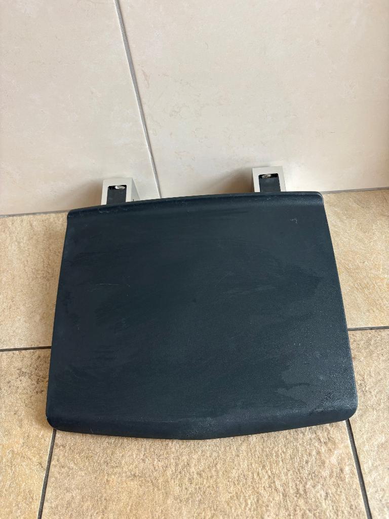 Opklapbare badkamerstoel/douchezitje, Gebruikt, Overige typen, Minder dan 100 cm, 25 tot 50 cm