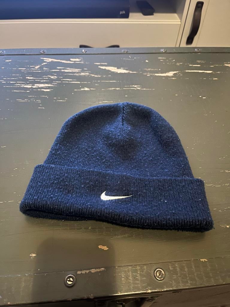 Blauwe Nike Muts - Comfortabel en Stijlvol, Kleding | Heren, Mutsen, Sjaals en Handschoenen, Ophalen of Verzenden, Zo goed als nieuw