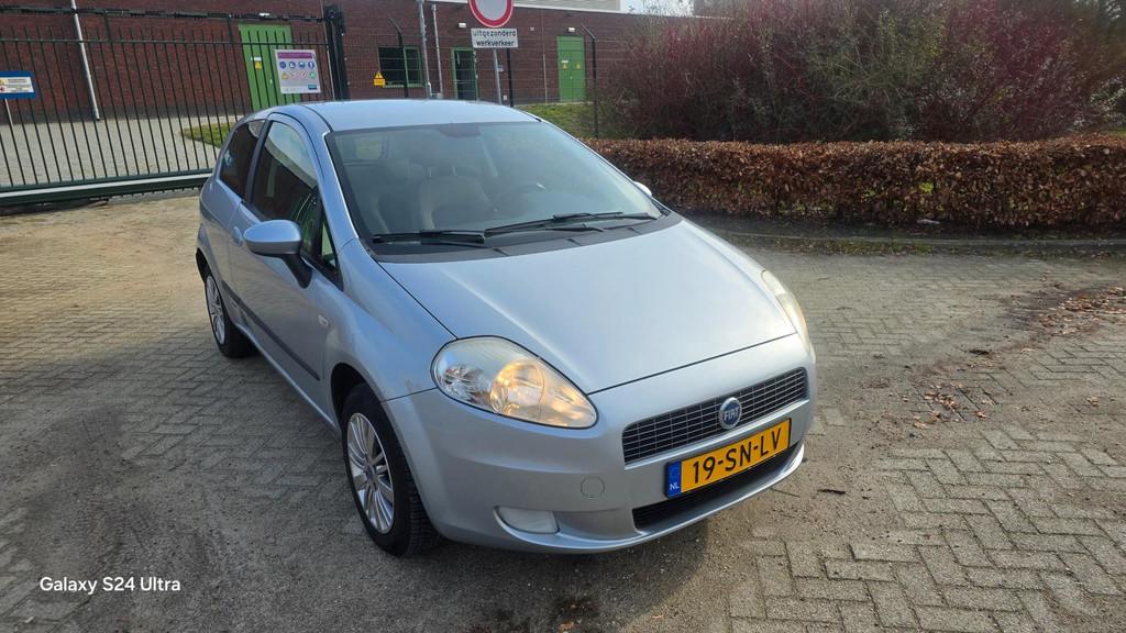 Fiat Grande Punto 1.4 Edizione Prima CLIMA PDC NAP NWE APK B, Auto's, Voorwielaandrijving, 4 cilinders, 400 kg, Grande Punto