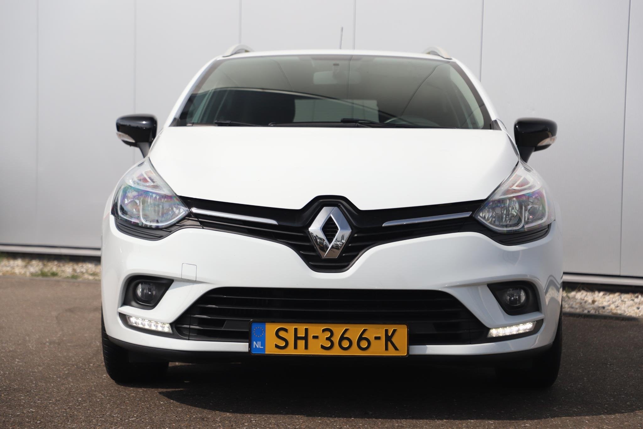 Renault Clio Estate 0.9 TCe Limited Navigatie Bluetooth Airc, Voorwielaandrijving, Gebruikt, Euro 6, 580 kg