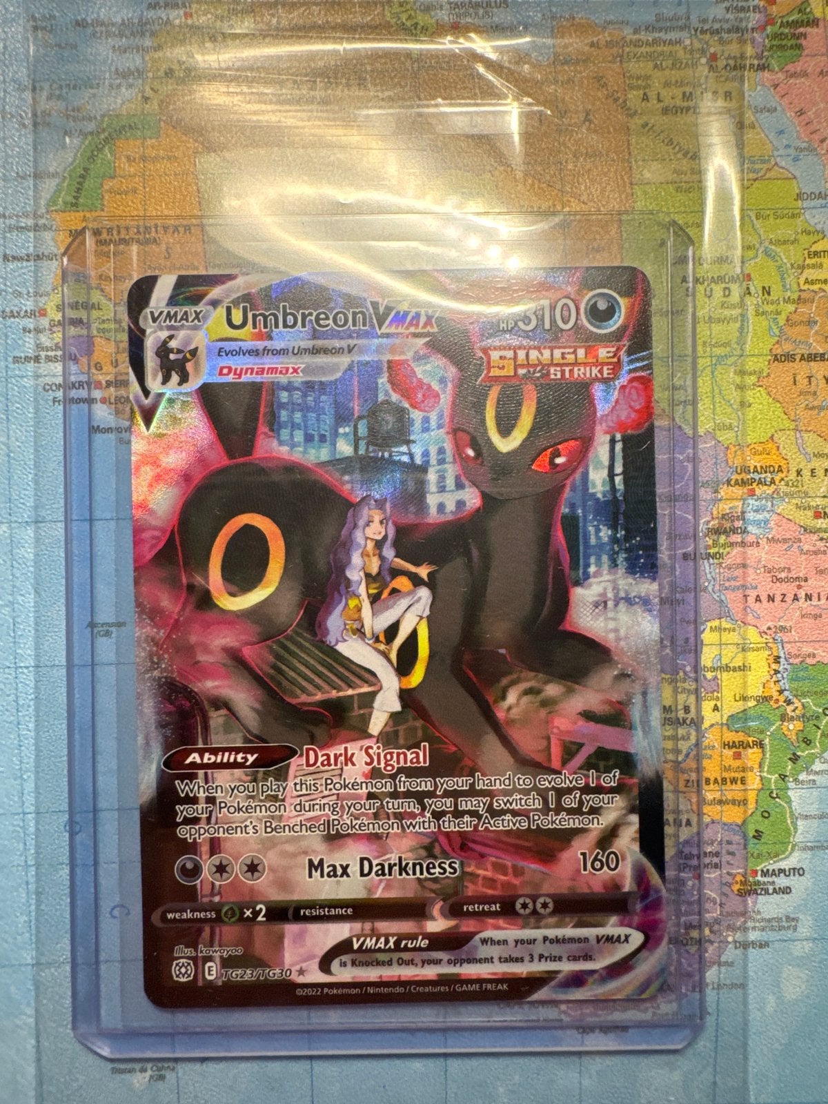 Umbreon VMAX Alt Art Evolving Skies Pokémon Kaart, Ophalen of Verzenden, Zo goed als nieuw, Losse kaart