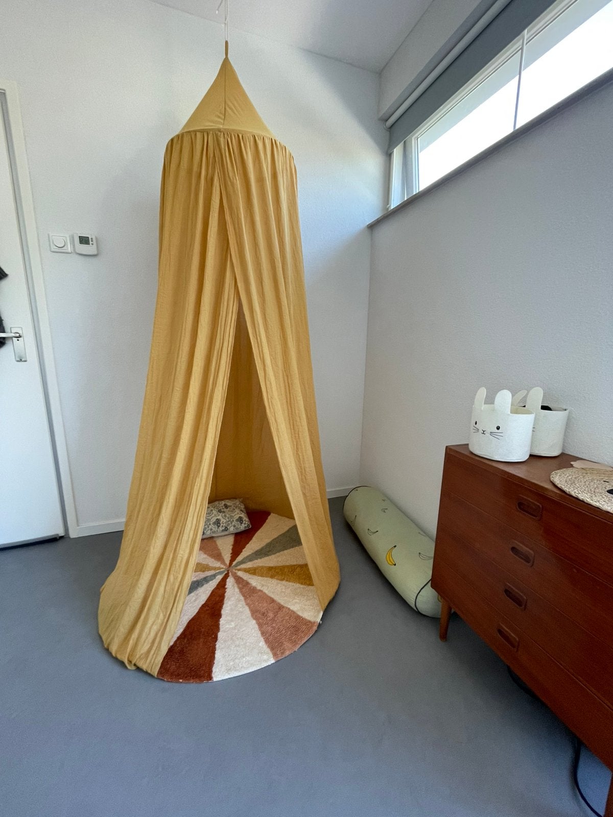 Klamboe oker en rond vloerkleed set, Ophalen, Gebruikt, Klamboe
