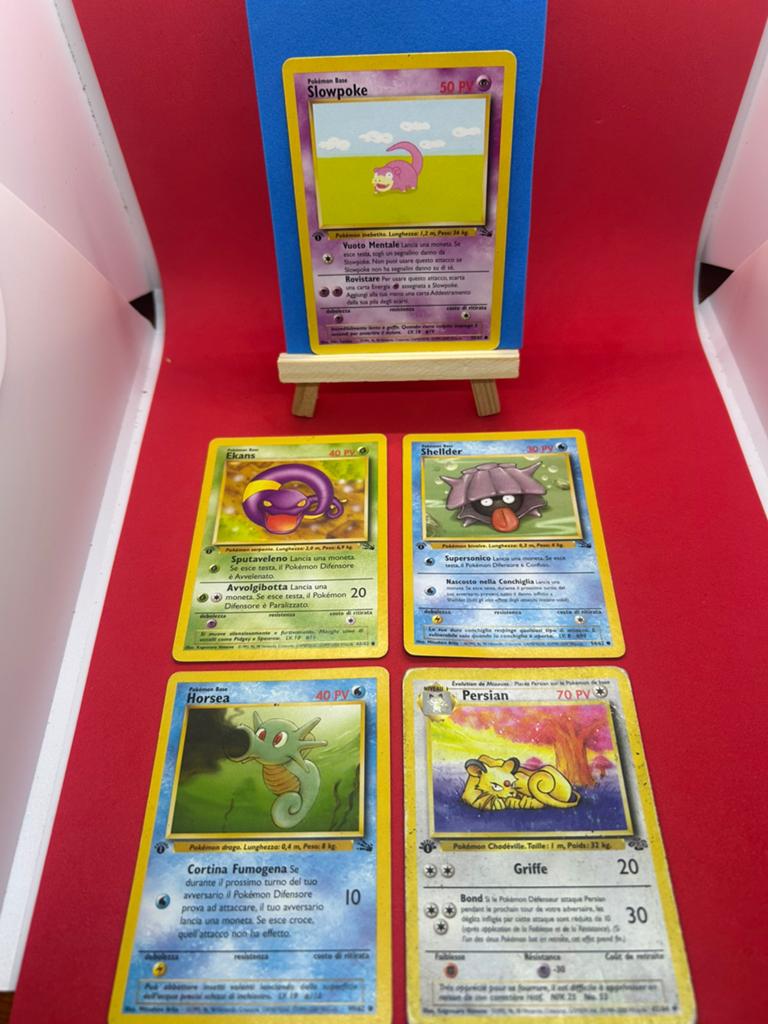 Pokémon Italiaanse 1st Edition Fossil Jungle Kaarten Vintage, Ophalen of Verzenden, Zo goed als nieuw, Meerdere kaarten