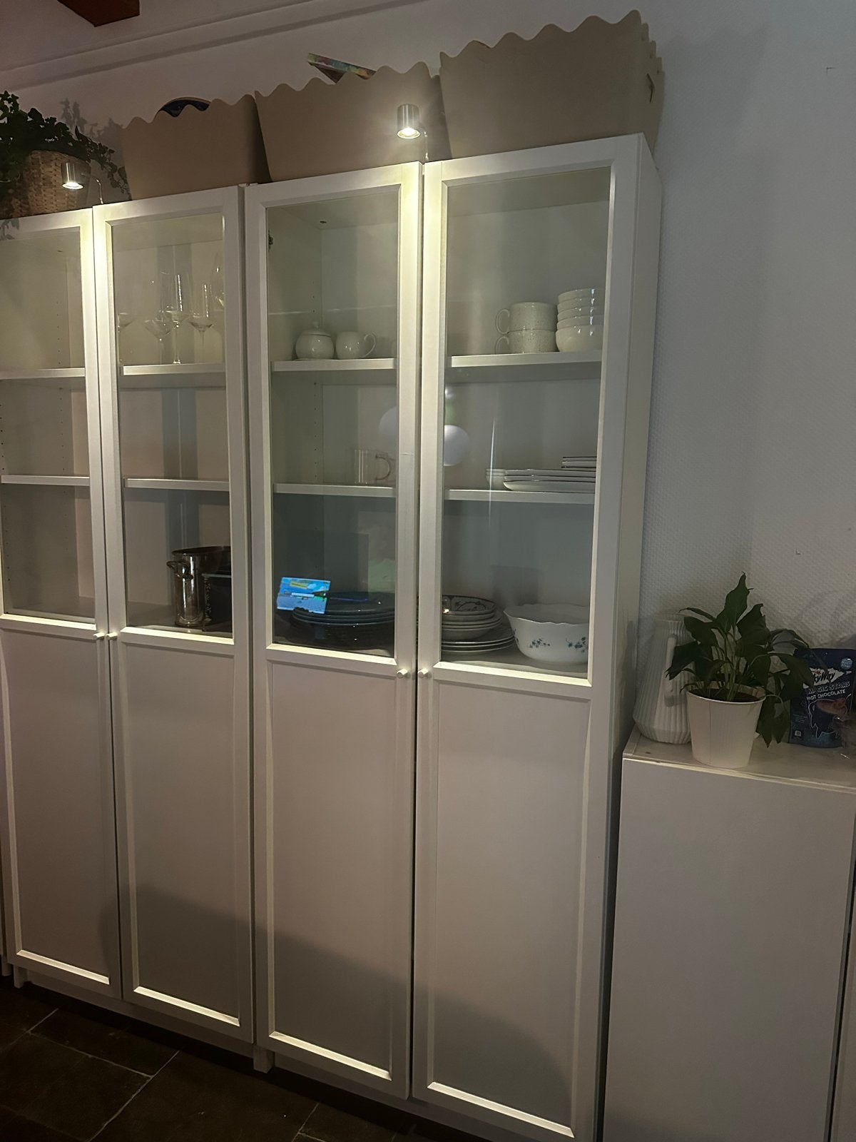 1xIKEA Billy/Oxberg Boekenkast met paneel-/vitrinedeuren, Huis en Inrichting, Ophalen, Gebruikt, 200 cm of meer, 50 tot 100 cm