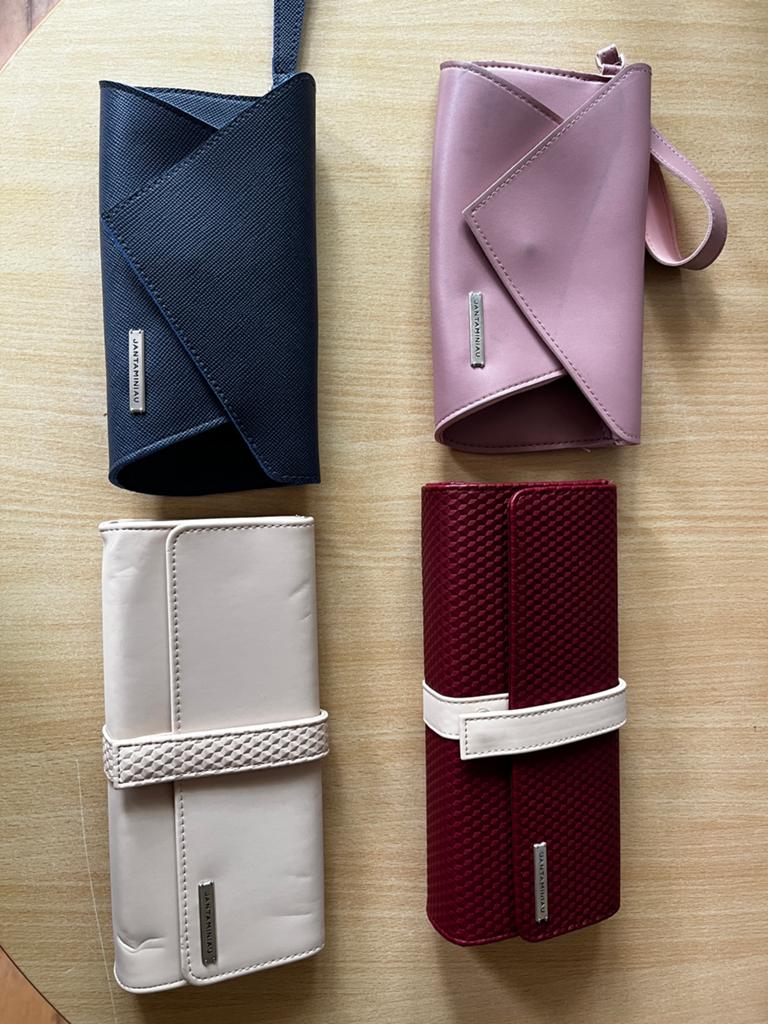 JANTAMINIAU x KLM Clutch / Avondtasje (4x stuks), Sieraden, Tassen en Uiterlijk, Tassen | Damestassen, Ophalen of Verzenden, Zo goed als nieuw