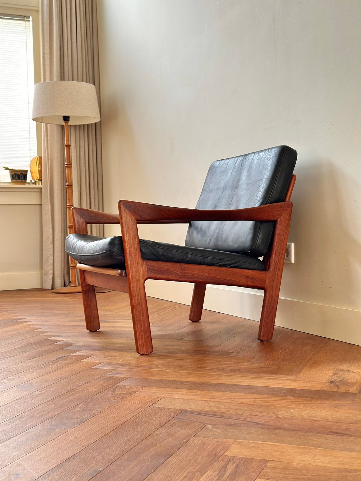 Vintage Deens Design fauteuil Illum Wikkelsø jaren 50/60/70, Ophalen, Gebruikt, Minder dan 75 cm, Deens design