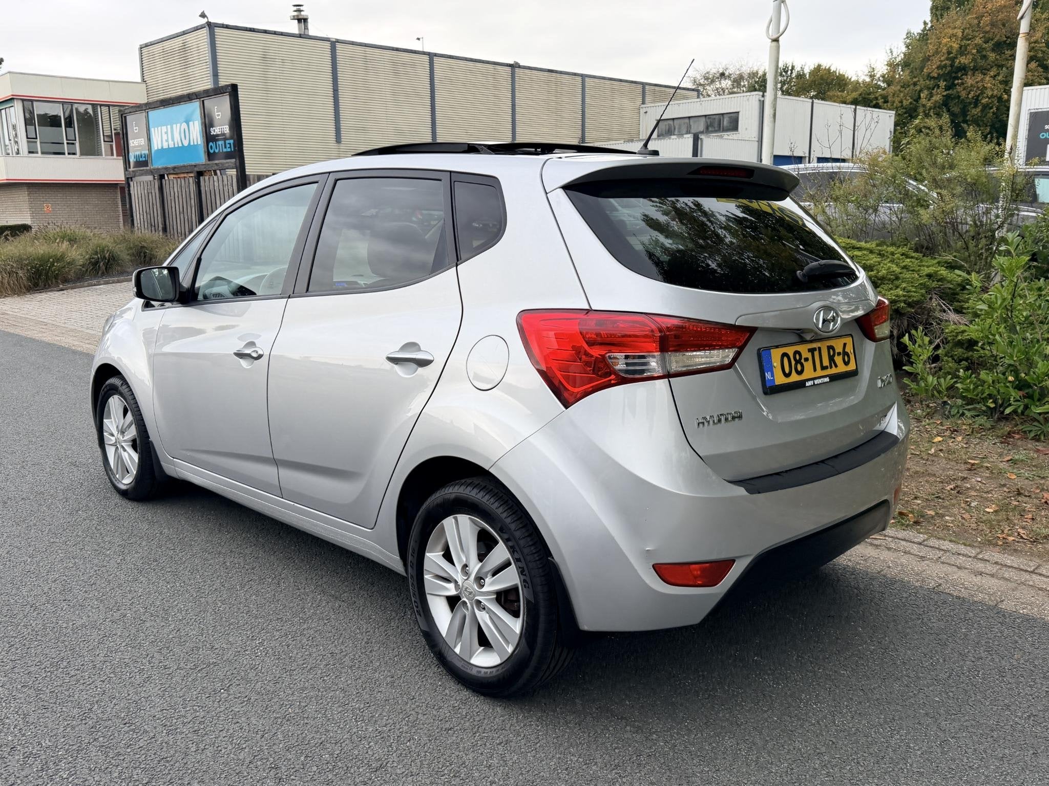Hyundai ix20 1.6i i-Catcher 125PK Automaat•Pano•Leder, Auto's, Euro 5, 1591 cc, 4 cilinders, IX20