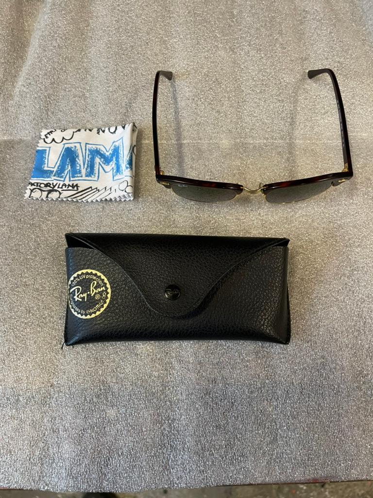 RAY BAN 3016 CLUBMASTER WO 366 ZONNEBRIL, Ophalen of Verzenden, Zo goed als nieuw, Zonnebril, Ray-Ban