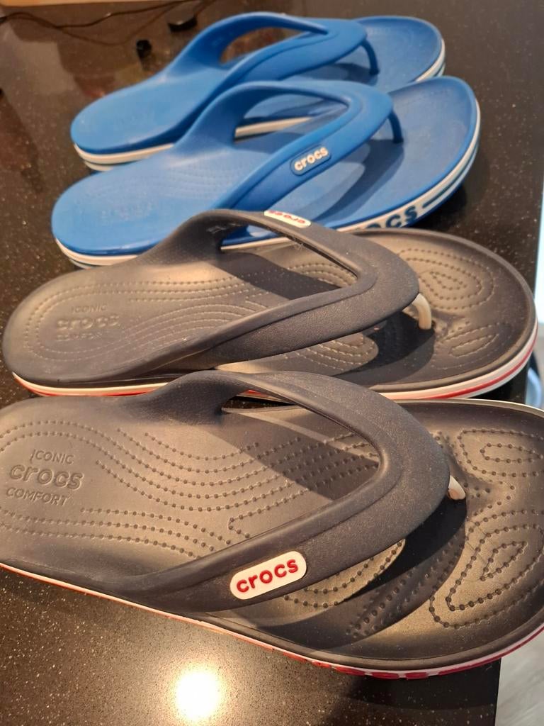 2 paar Crocs teenslippers maat 13, nieuw, Kleding | Dames, Schoenen, Ophalen, Nieuw, Blauw