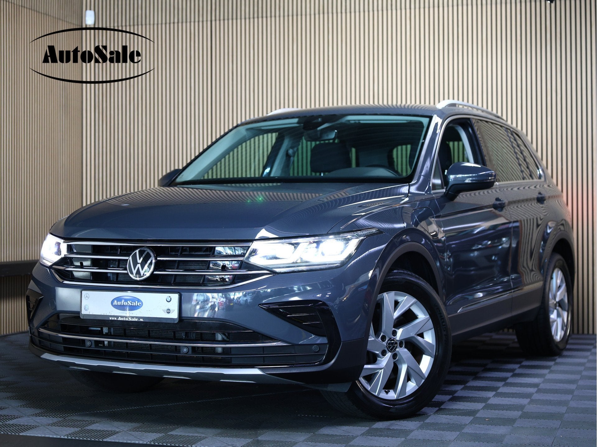 Volkswagen Tiguan 1.4 TSI eHybrid HIGHLINE DSG CARPLAY NAVI, 1716 kg, Gebruikt, Zwart, 4 cilinders