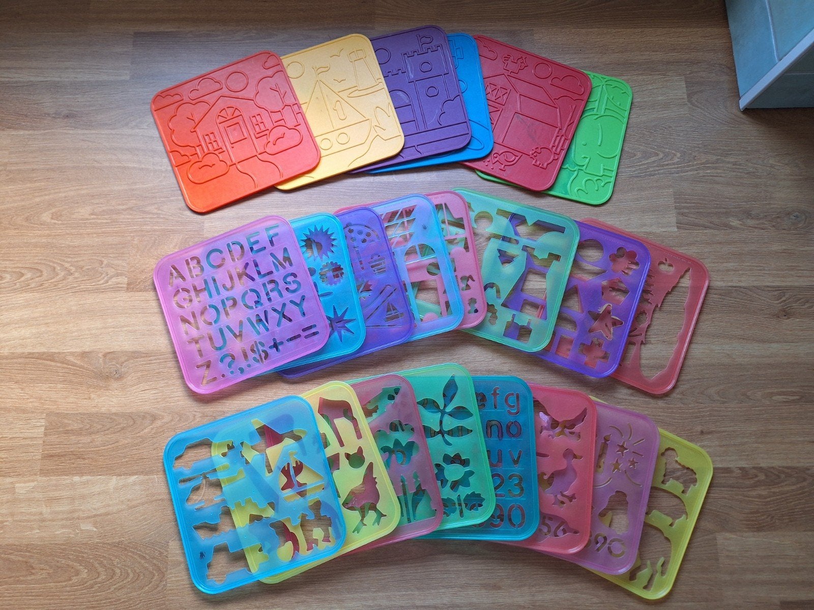 Tupperware sjablonen 22 stuks, Ophalen of Verzenden, Zo goed als nieuw, Knutselen