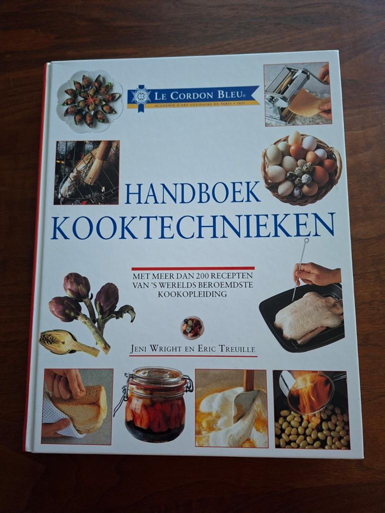 Te koop: Handboek Kooktechnieken, Ophalen of Verzenden, Gelezen