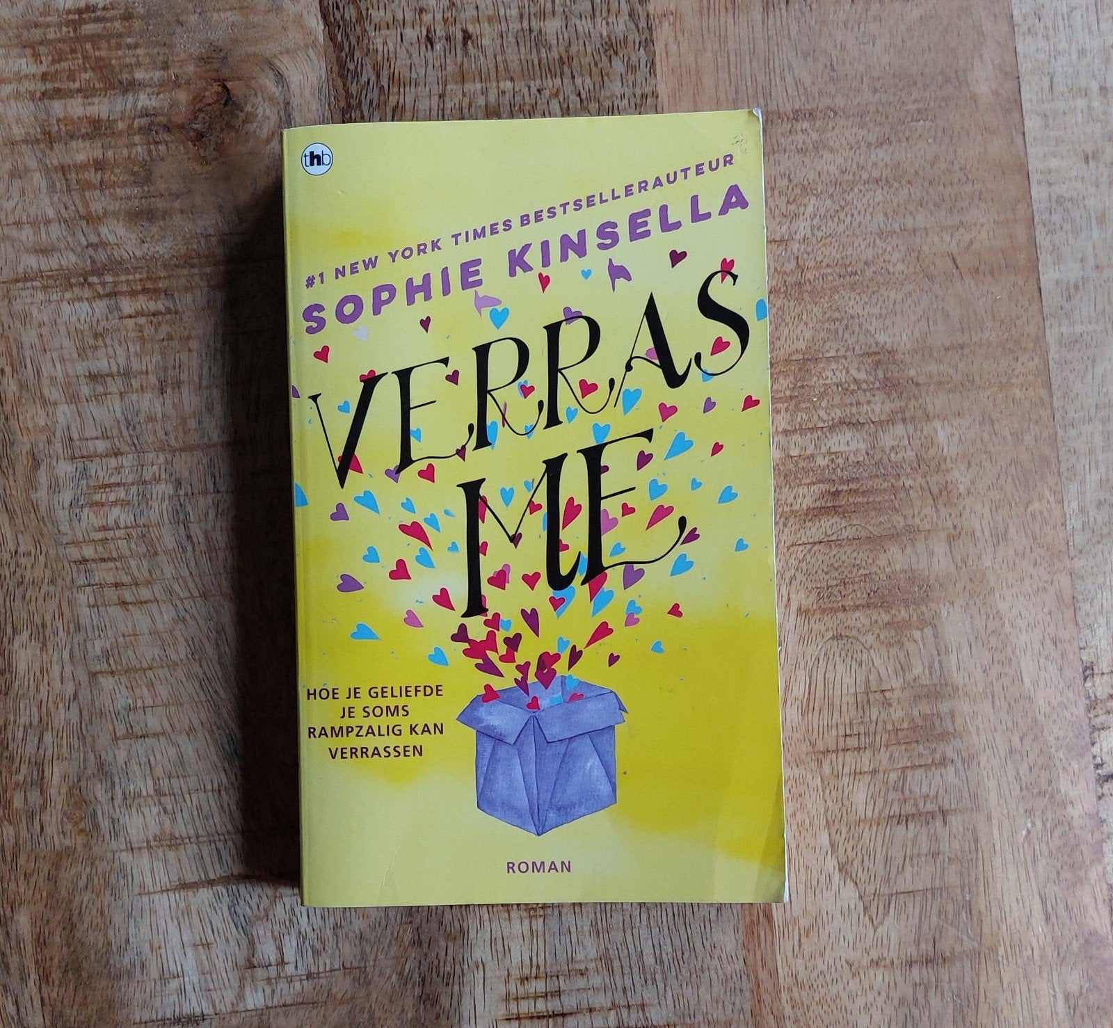 BOEK Verras Me, Boeken, Ophalen of Verzenden, Nieuw, Sophie Kinsella