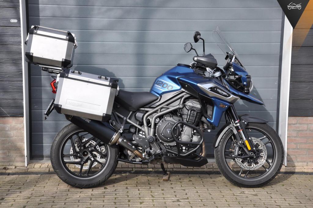 Triumph Tiger 1200 Explorer XRX Zeer complete motor! Akrapov, Motoren, 1215 cc, Bedrijf, Handvatverwarming, Toermotor