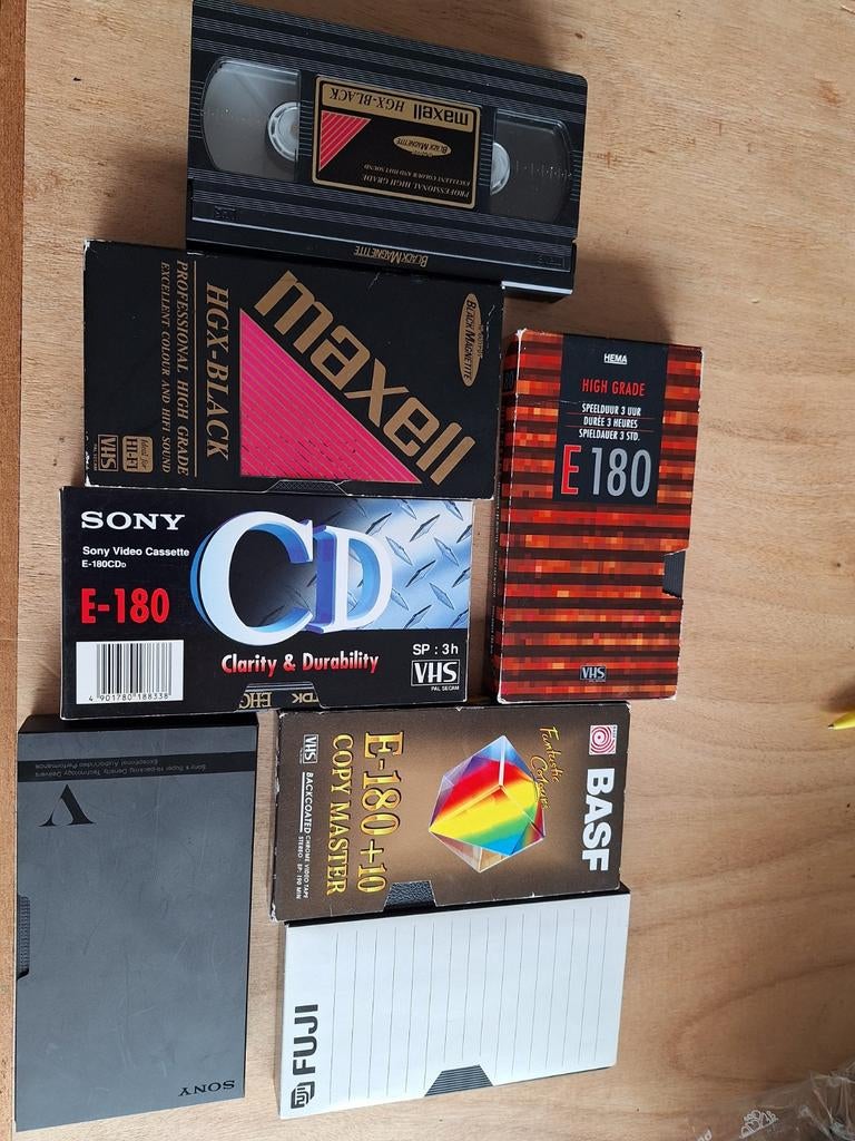 Diverse VHS videobanden - Maxell, Sony, Hema, BASF, Fuji, Alle leeftijden, Ophalen of Verzenden, Gebruikt, Overige genres