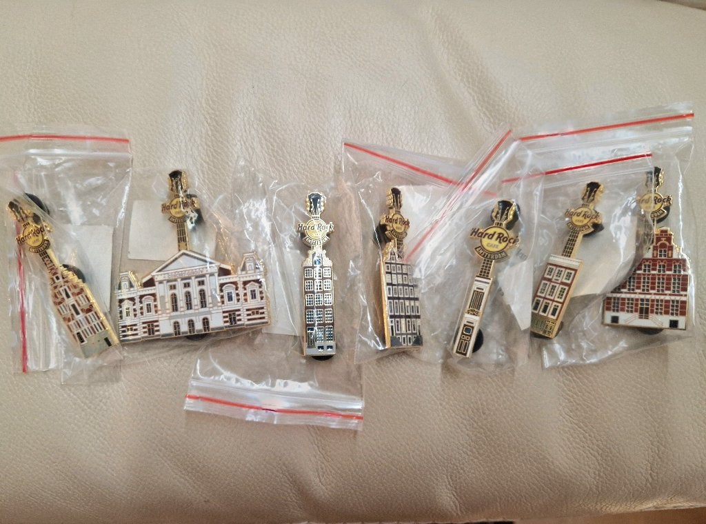 7 Hard rock cafe pin set Amsterdam huizen/grachtenpanden, Verzamelen, Ophalen of Verzenden, Nieuw, Overige typen