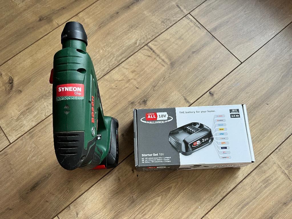 Bosch uneo max, Boor- en/of Breekhamer, Nieuw, Ophalen of Verzenden, Minder dan 400 watt