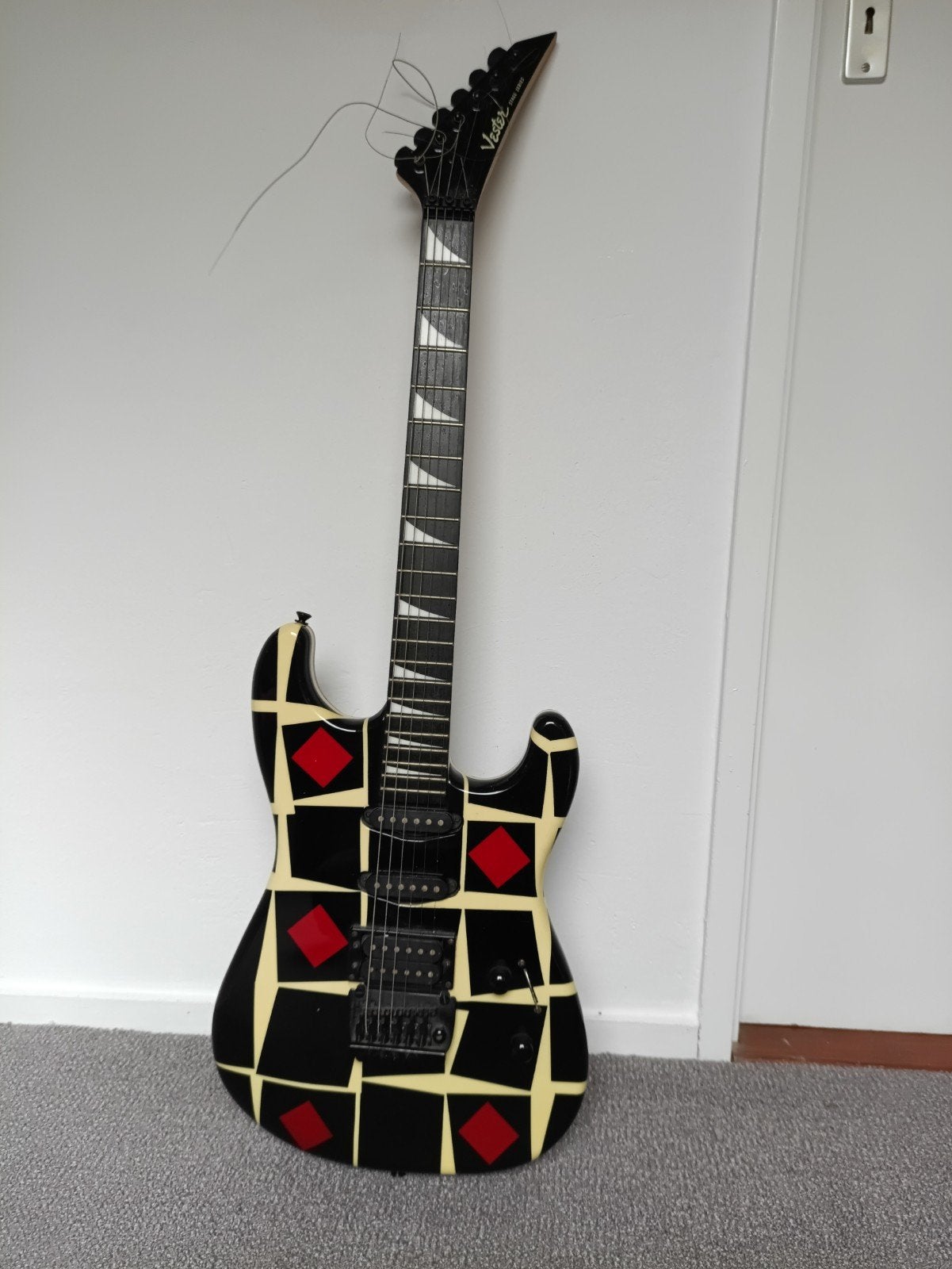 Vester elektrische gitaar - Uniek design, Muziek en Instrumenten, Ophalen, Gebruikt, Solid body, Overige merken