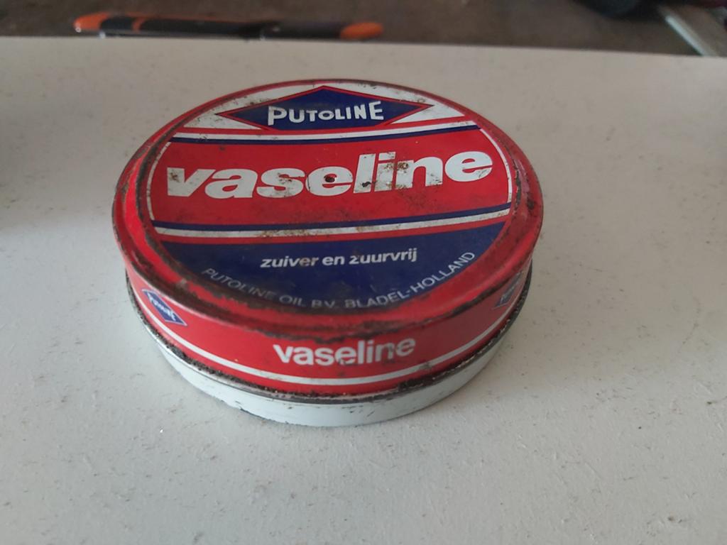 Vintage Blik Putoline Vaseline - Zeldzaam Verzamelobject, Verzamelen, Ophalen of Verzenden, Gebruikt
