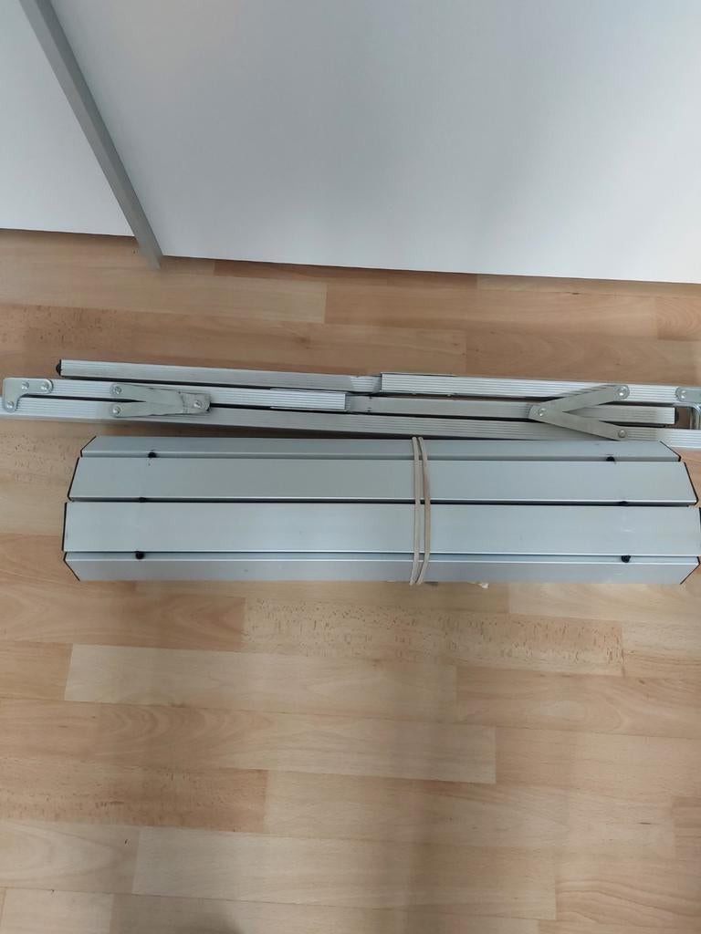 Inklapbare campingtafel, Caravans en Kamperen, Kampeeraccessoires, Ophalen of Verzenden