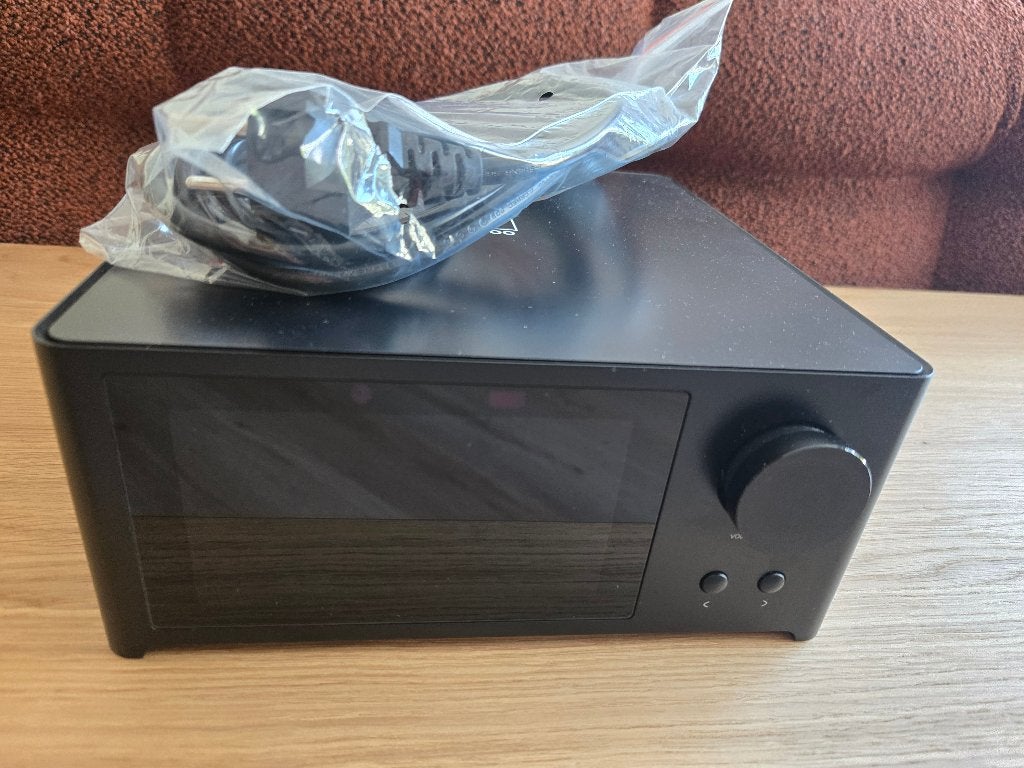 NAD C700 V1, Audio, Tv en Foto, Versterkers en Receivers, Zo goed als nieuw, 60 tot 120 watt, Stereo, Ophalen