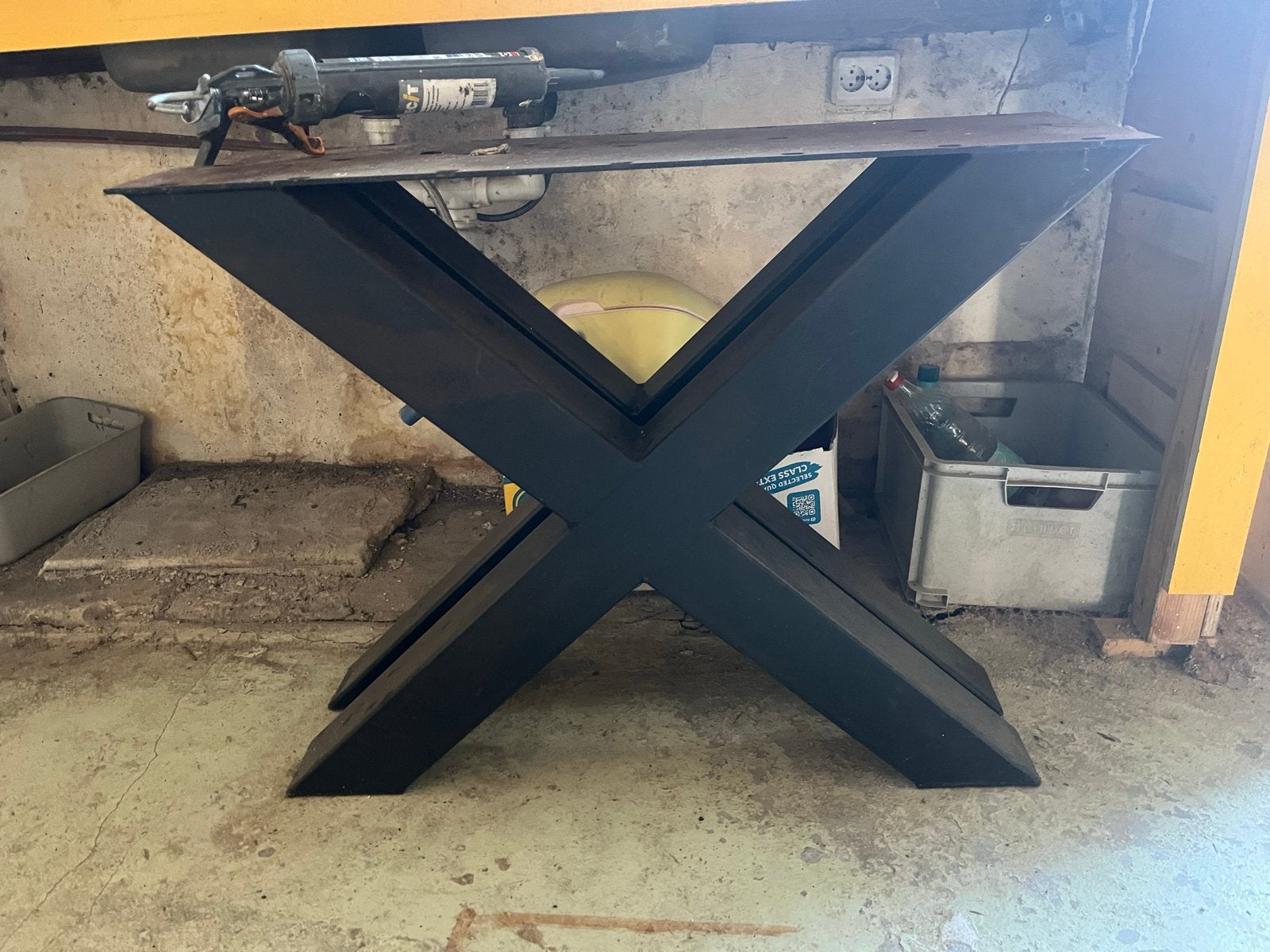 Stevige metalen tafelpoten - X-vormig onderstel, Huis en Inrichting, Tafelpoot, 50 tot 100 cm, Zo goed als nieuw, Metaal