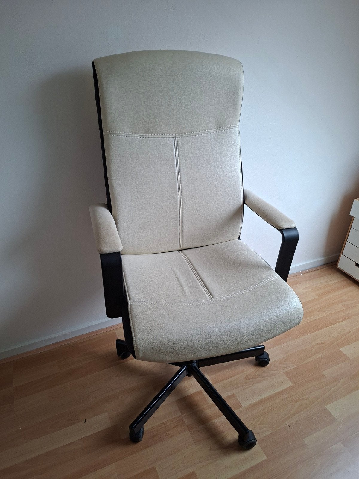IKEA Malkolm Bureaustoel - Beige/Zwart, Ophalen of Verzenden, Gebruikt, Beige, Bureaustoel
