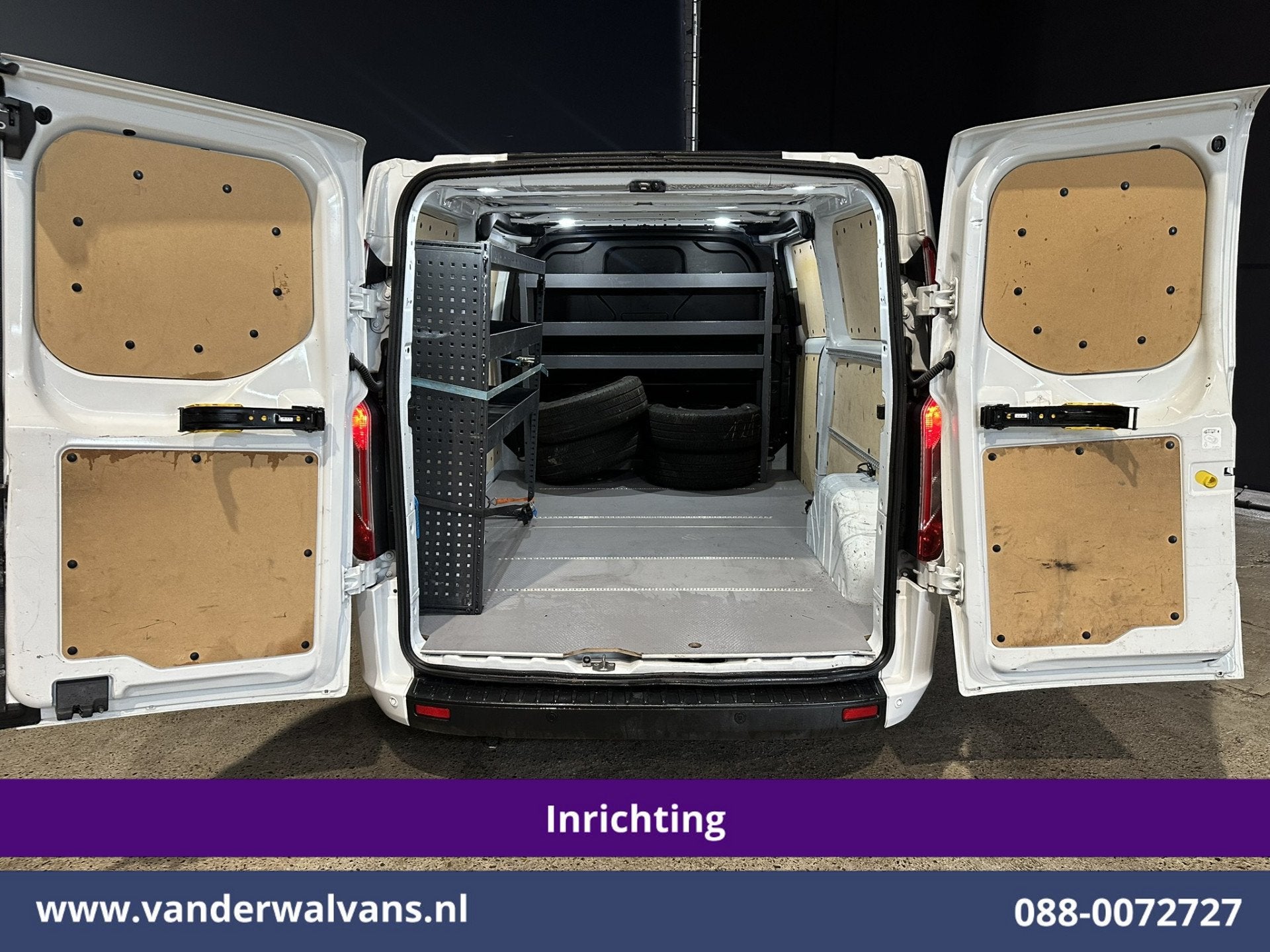 Ford Transit Custom 2.0 TDCI L2H1 inrichting Euro6 Airco | C, Voorwielaandrijving, Dealer onderhouden, 4 cilinders, 1991 kg