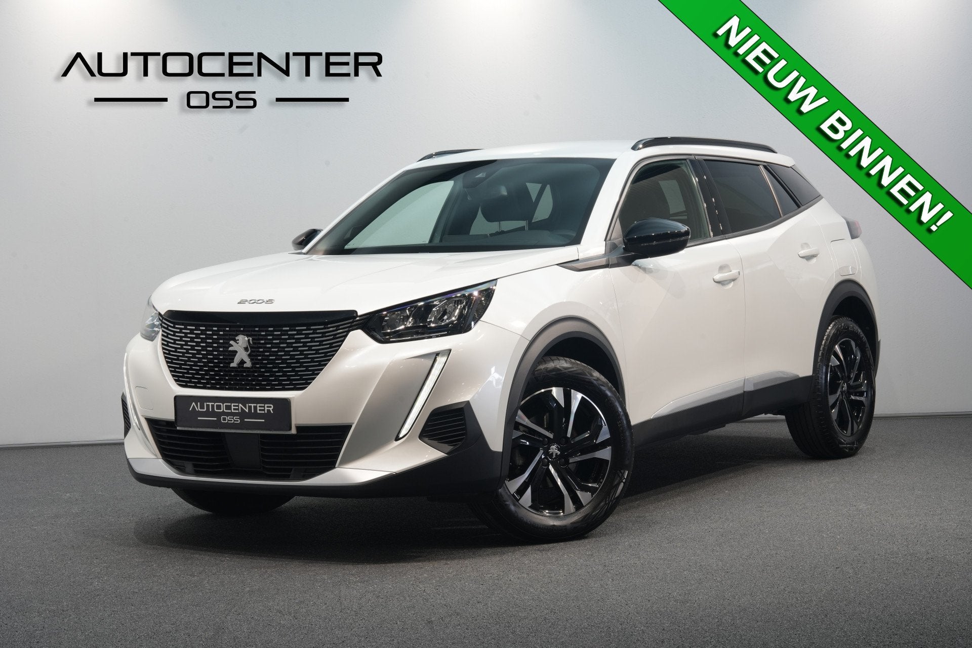 Peugeot 2008 1.2 PureTech Allure 130 PK Automaat ✅ NAVI, Auto's, Gebruikt, 1199 cc, Leder en Stof, Wit