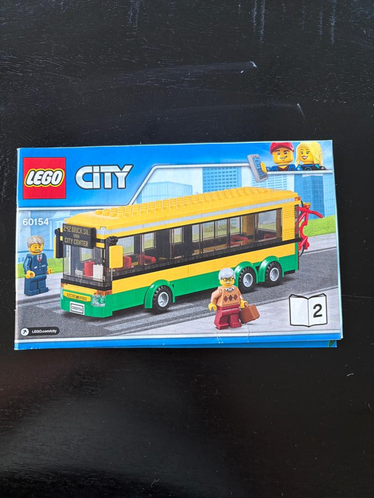 Stadsbus lego 60154, Kinderen en Baby's, Speelgoed | Duplo en Lego, City, Lego, Ophalen of Verzenden, Zo goed als nieuw