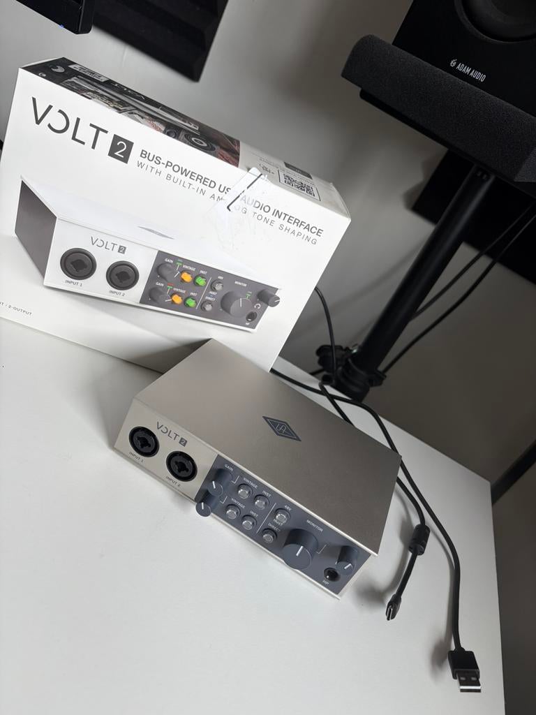 Universal Audio Volt2 audio interface incl doos nieuwstaat, Muziek en Instrumenten, Ophalen of Verzenden, Zo goed als nieuw