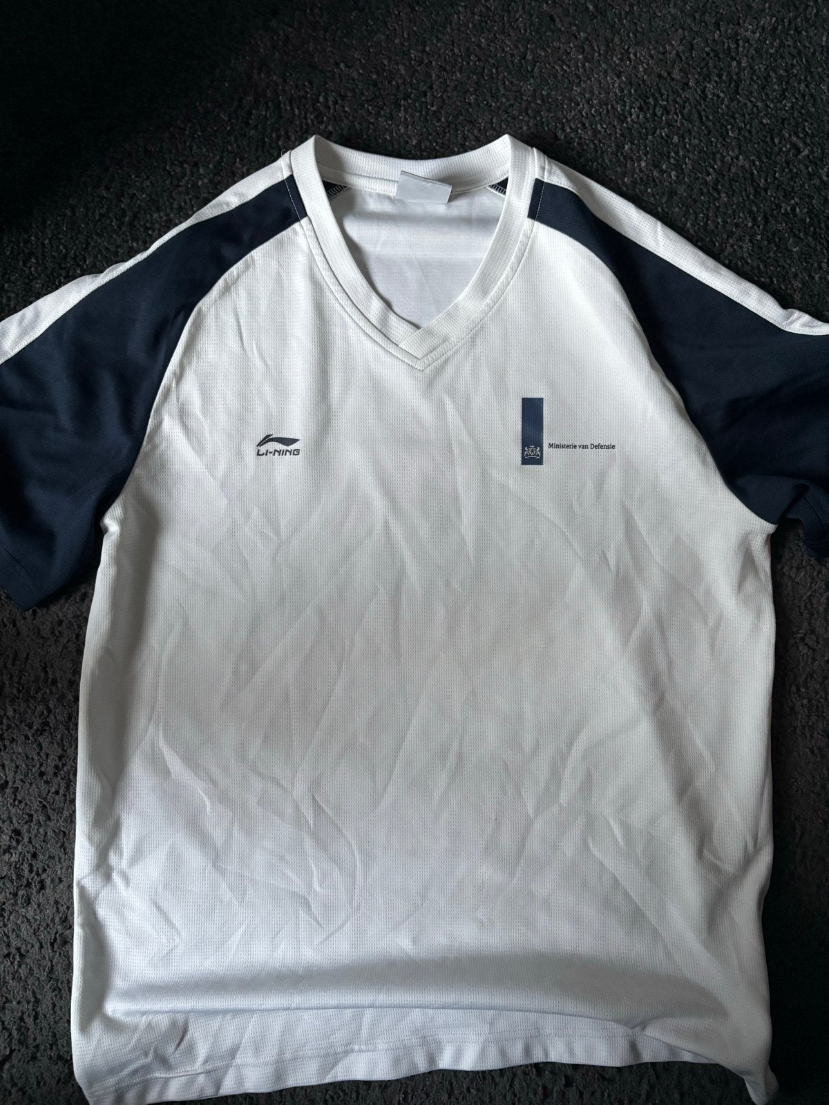Li-Ning Sportshirt Heren Maat M - Ministerie van Defensie, Ophalen of Verzenden, Zo goed als nieuw, Maat 48/50 (M), Wit