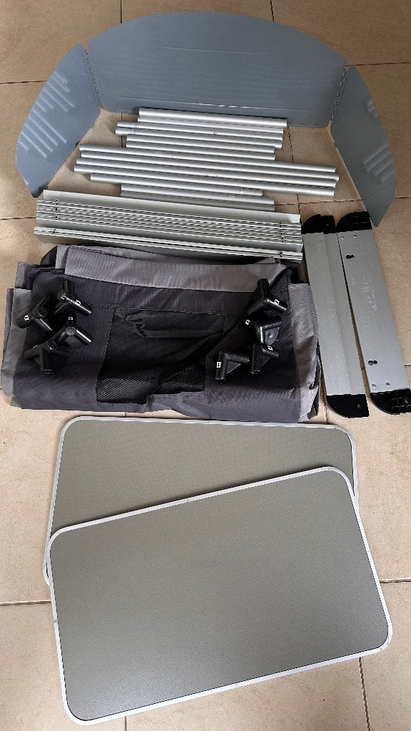 Obelink 2 Layer Cabinet / kookeiland in goede staat, Caravans en Kamperen, Kampeermeubelen, Ophalen, Gebruikt, Campingkast