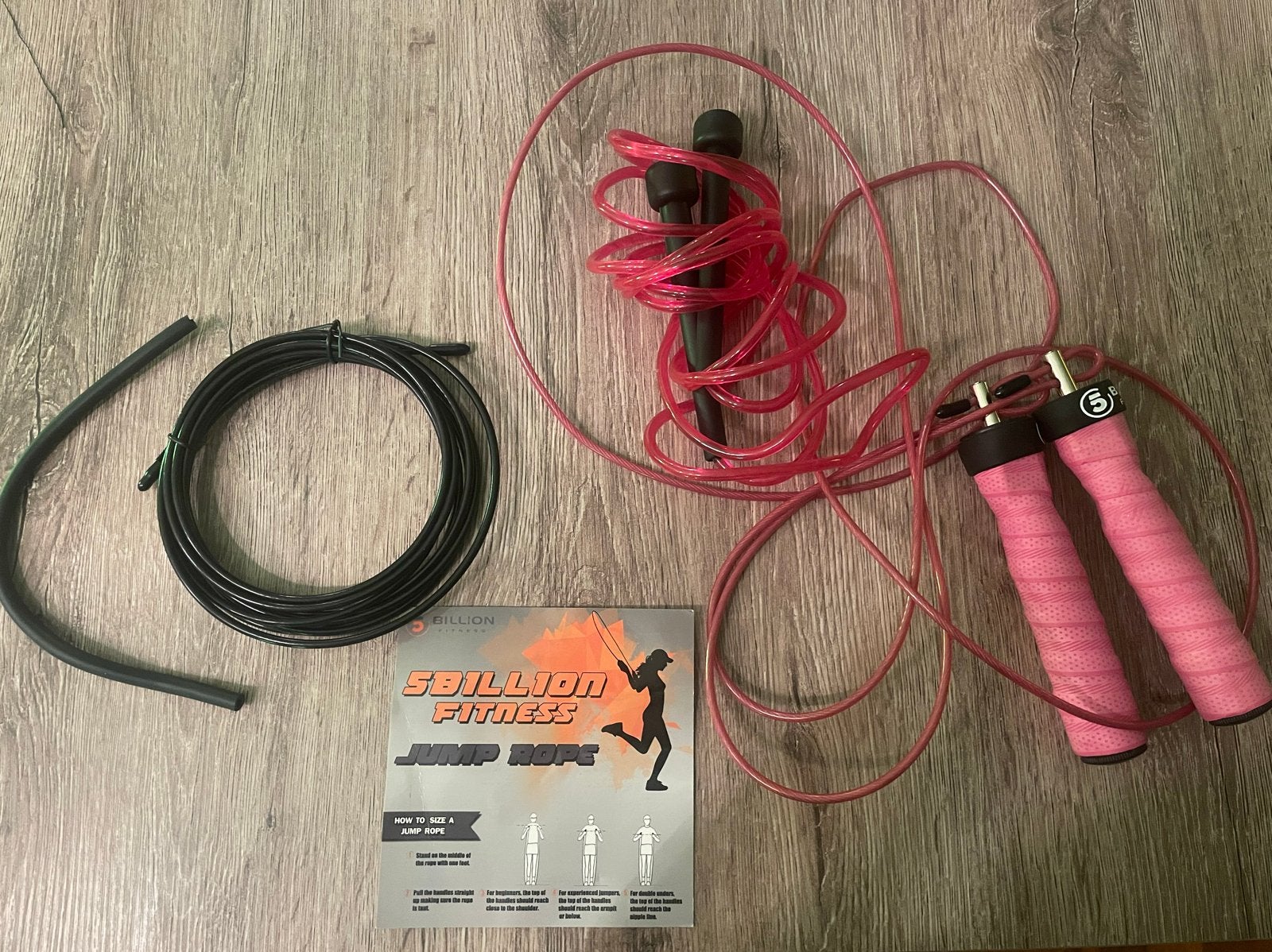 5 BILLION FITNESS Springtouw - Roze en Zwart, Ophalen, Sport-springtouw, Zo goed als nieuw