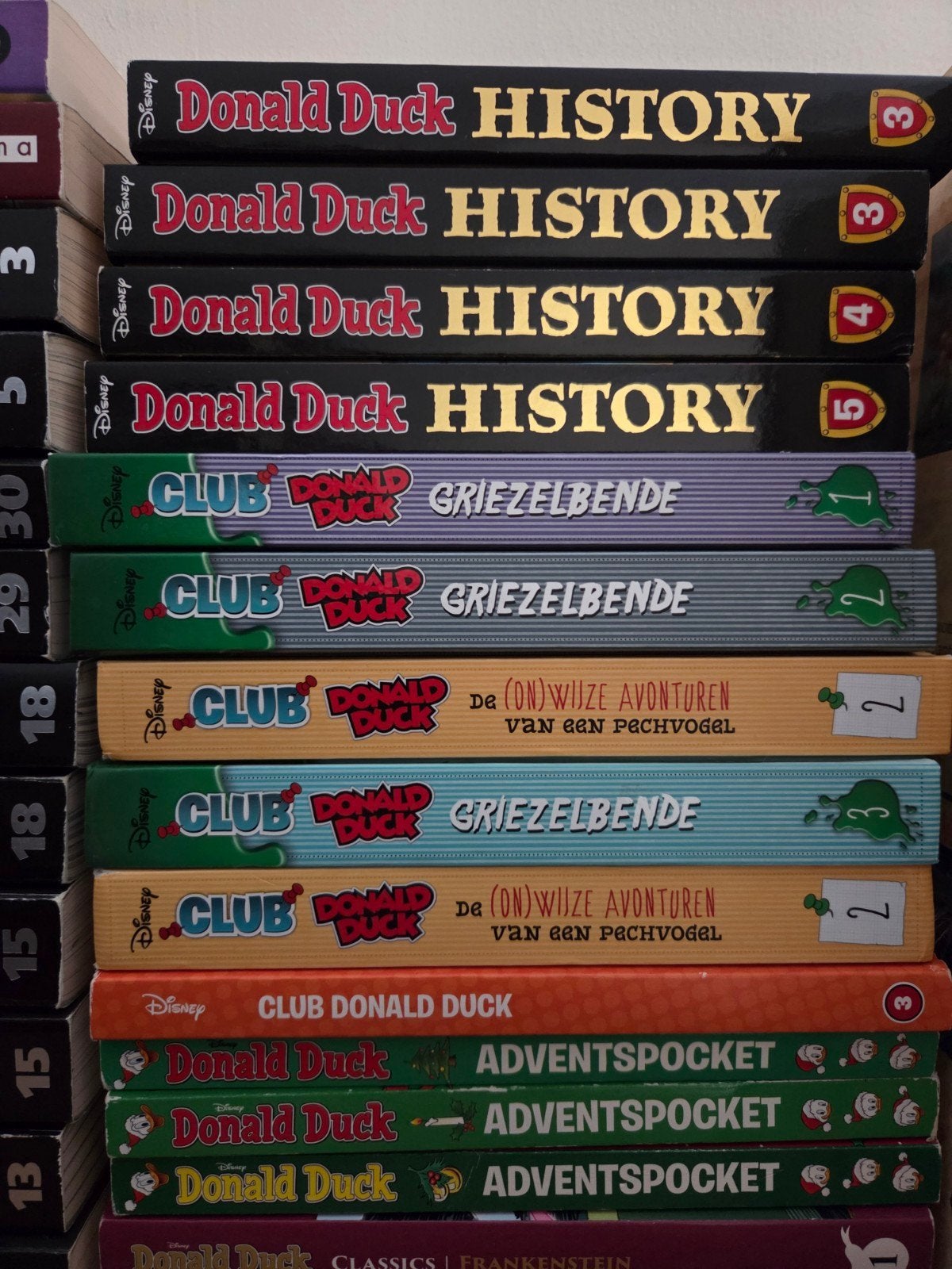 Donald Duck pockets - Premium + History + Club + Classics, Boeken, Meerdere stripboeken, Ophalen of Verzenden, Gelezen