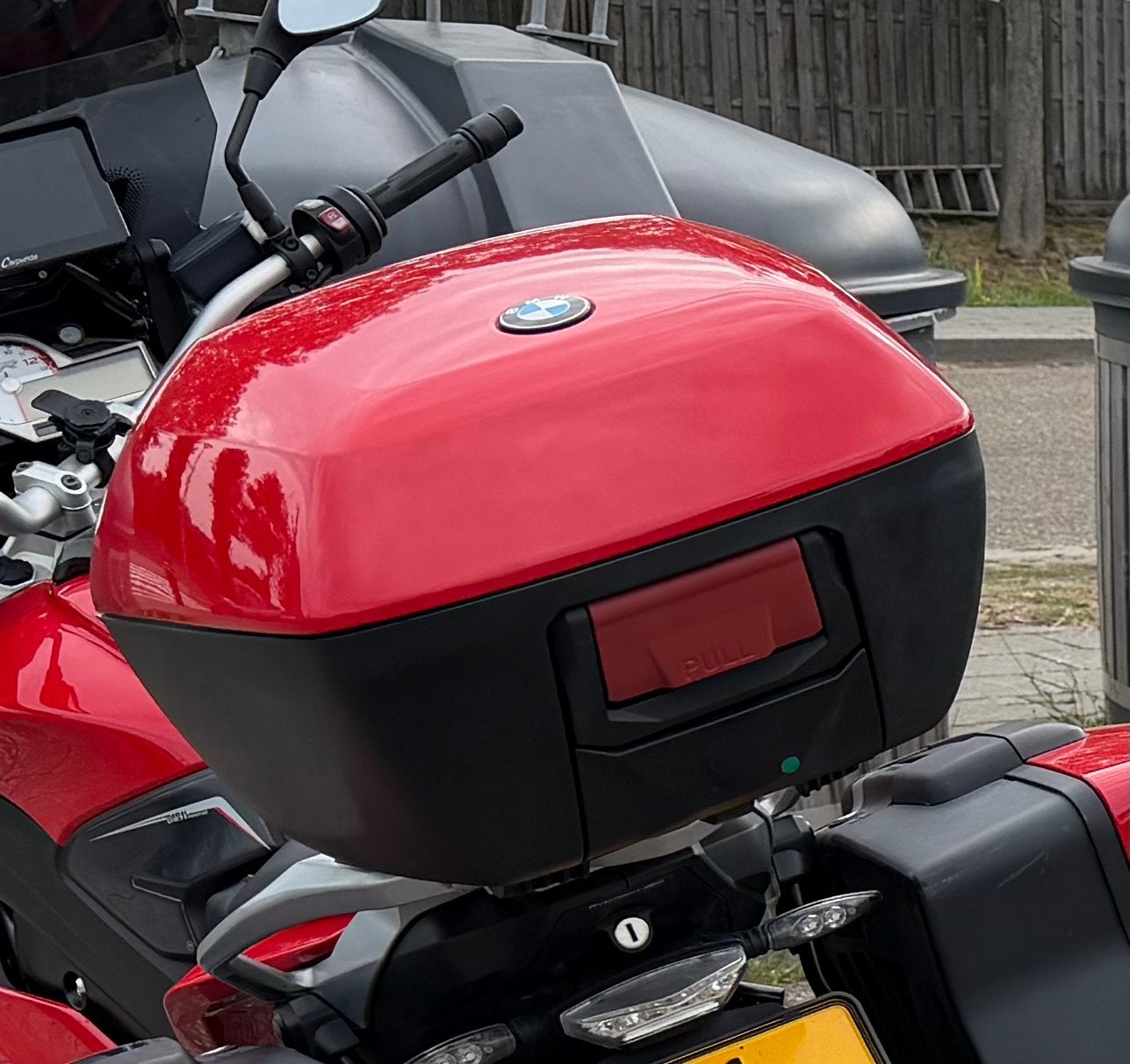 Topkoffer met rugkussen  oa BMW S1000XR bj 2015 2019, Ophalen