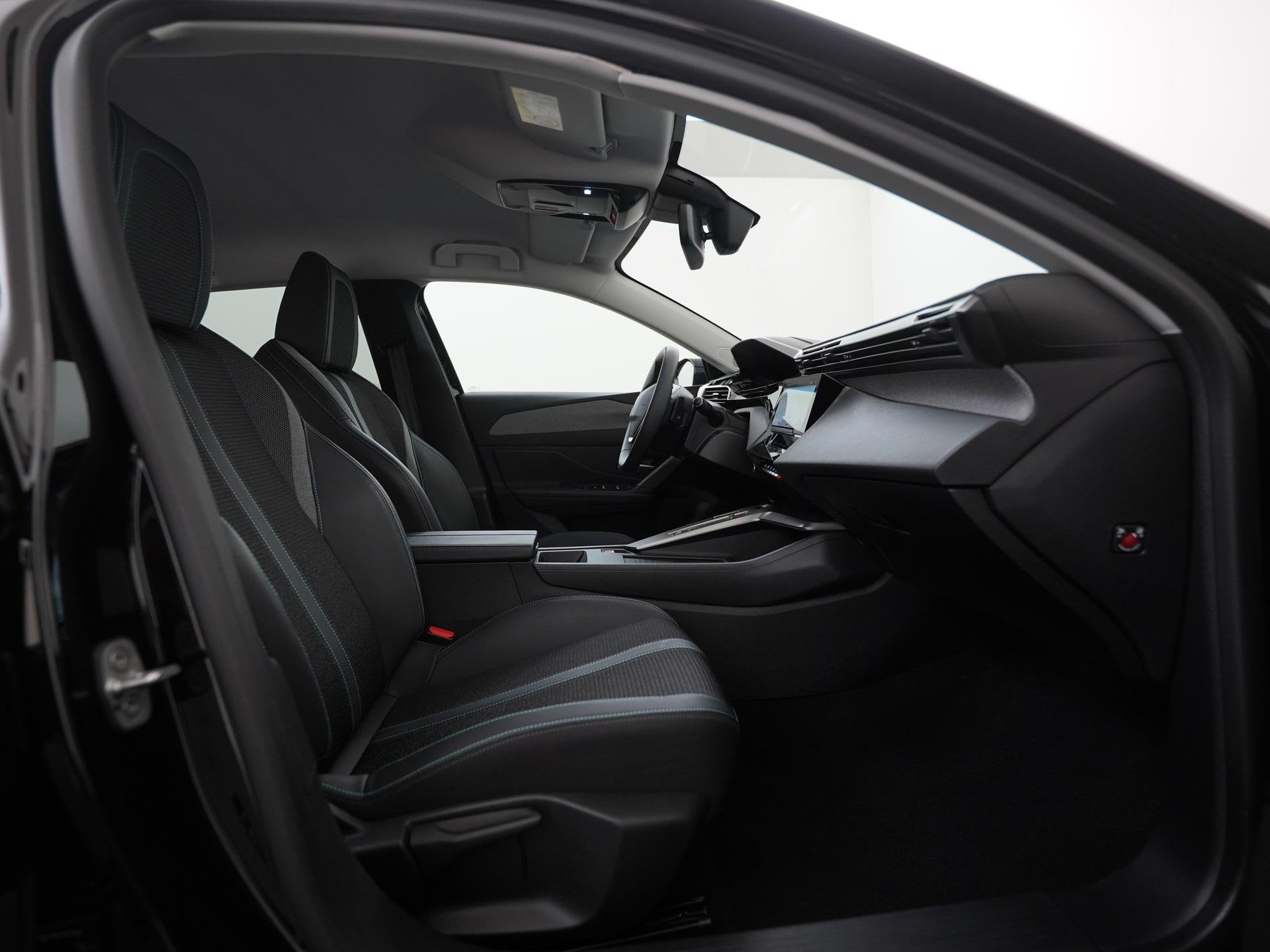 Peugeot 408 1.2 Hybrid 145 e-DCS6 Allure | Camera | Digital, Auto's, Gebruikt, Euro 6, 1199 cc, Leder en Stof