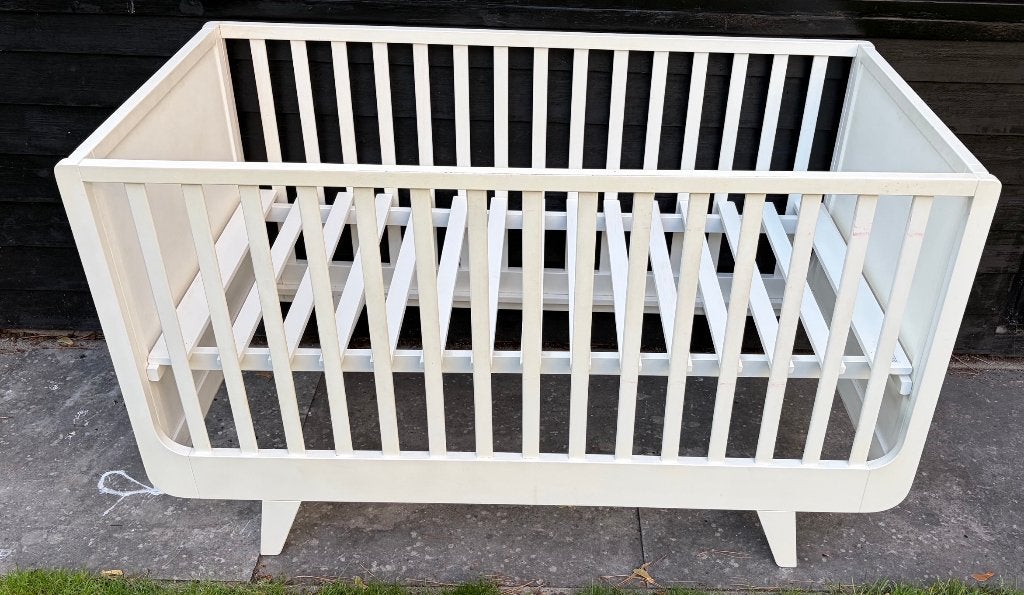 Ledikant / Kinderbed + Commode Wit - Laurette, Ophalen, Gebruikt, Ledikant