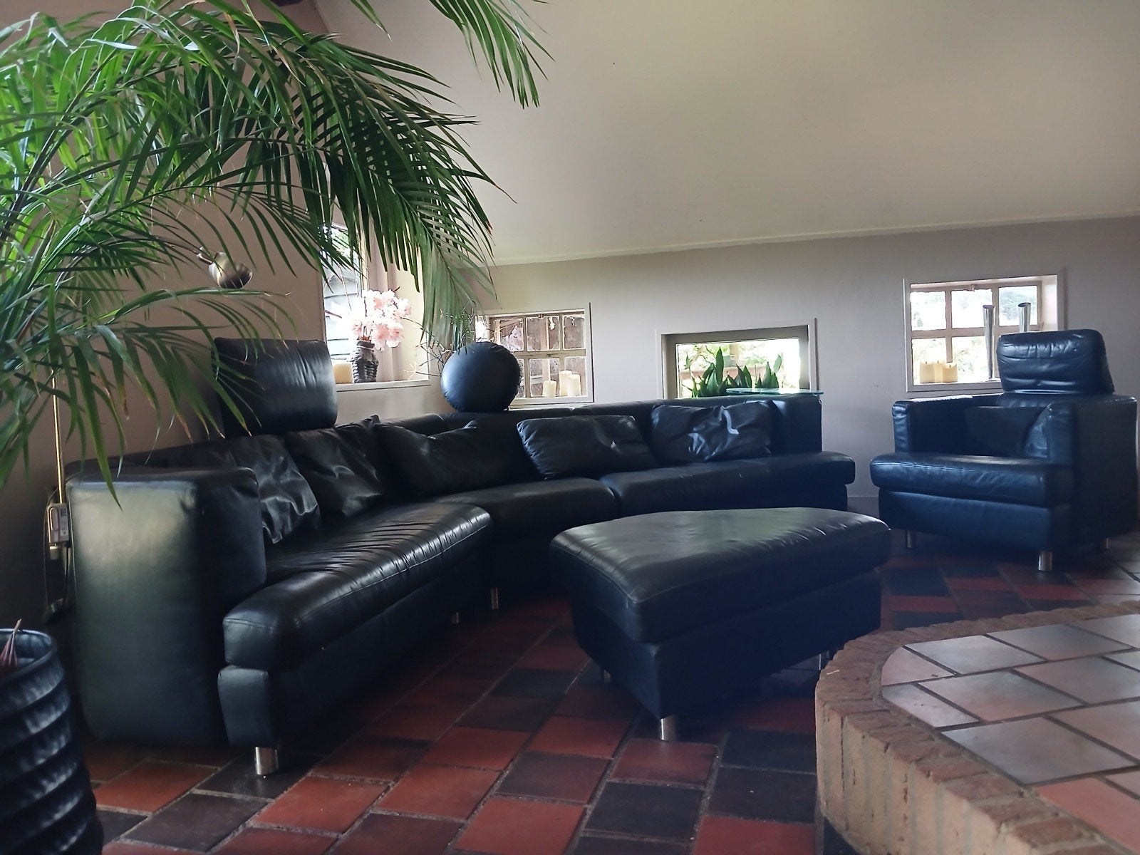 Rolf Benz designset: leren hoekbank, fauteuil en hocker, Huis en Inrichting, Gebruikt, Ophalen of Verzenden, Vierpersoons of meer