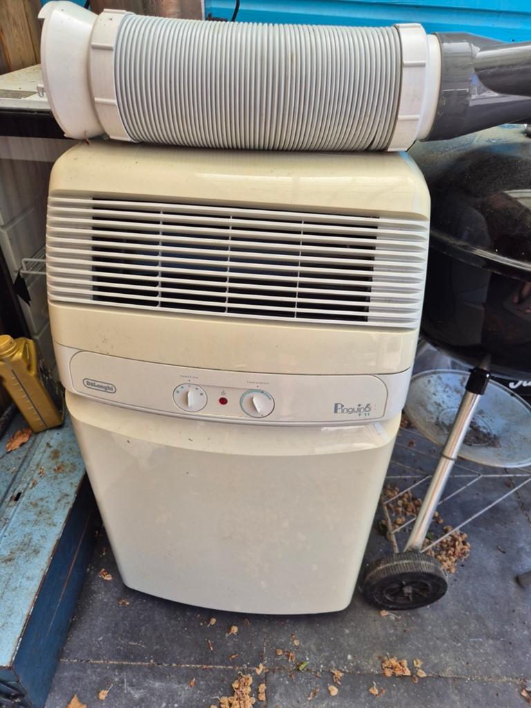 Delonghi Pinguino Mobiele Airco - Koelen en Ontvochtigen, Ophalen, Gebruikt, Minder dan 60 m³, 3 snelheden of meer