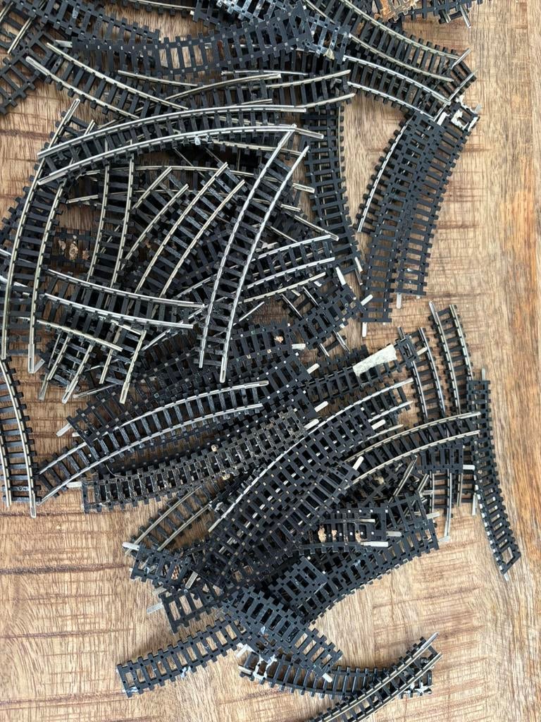 111 bochten minitrix 4912, Hobby en Vrije tijd, Modeltreinen | N-Spoor, Gebruikt, Gelijkstroom, Trix, Rails