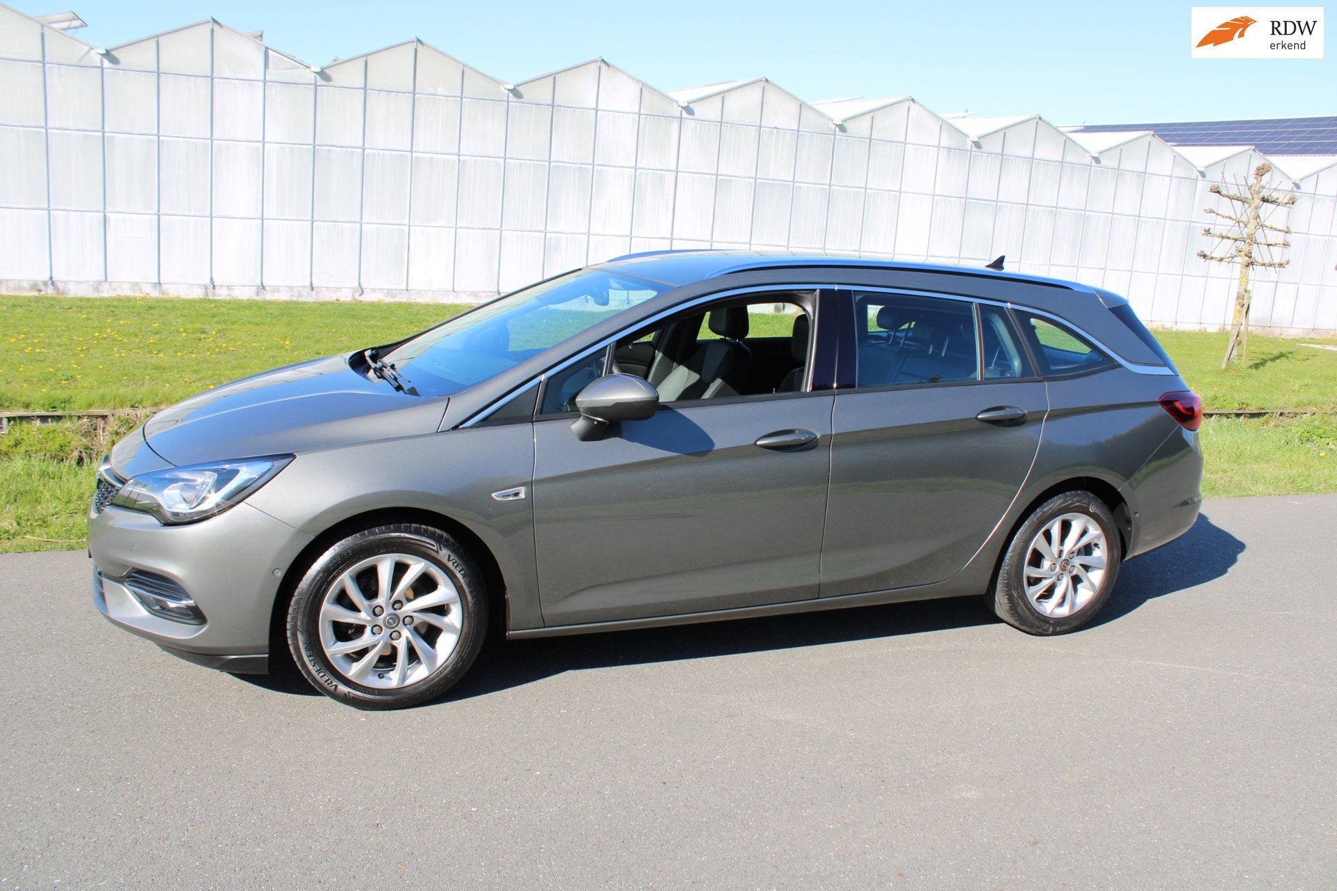 Opel Astra Sports Tourer 1.2 Edition, Voorwielaandrijving, Euro 6, Alcantara, Handgeschakeld
