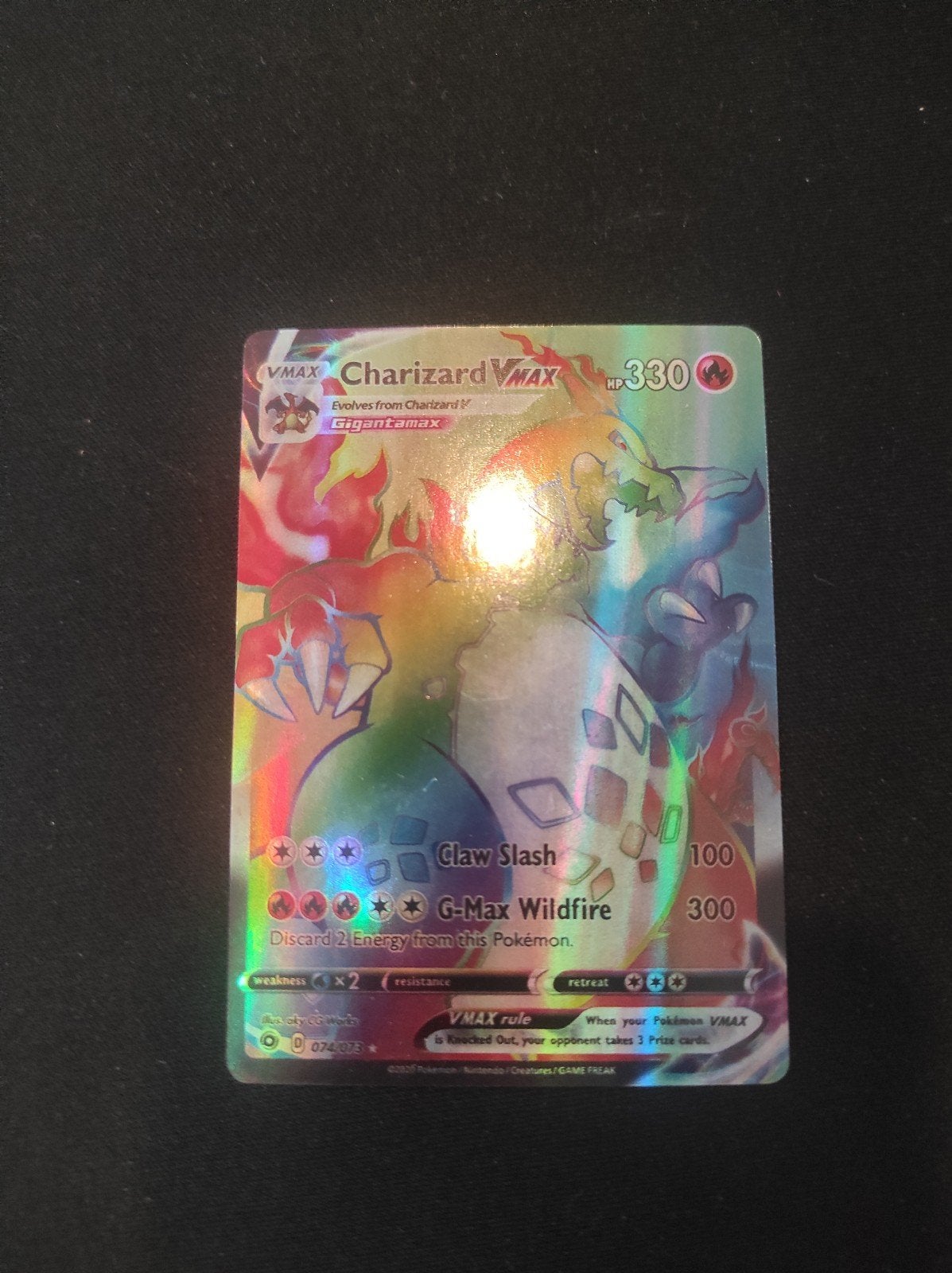 Rainbow charizard met hoesje., Ophalen of Verzenden, Zo goed als nieuw, Losse kaart