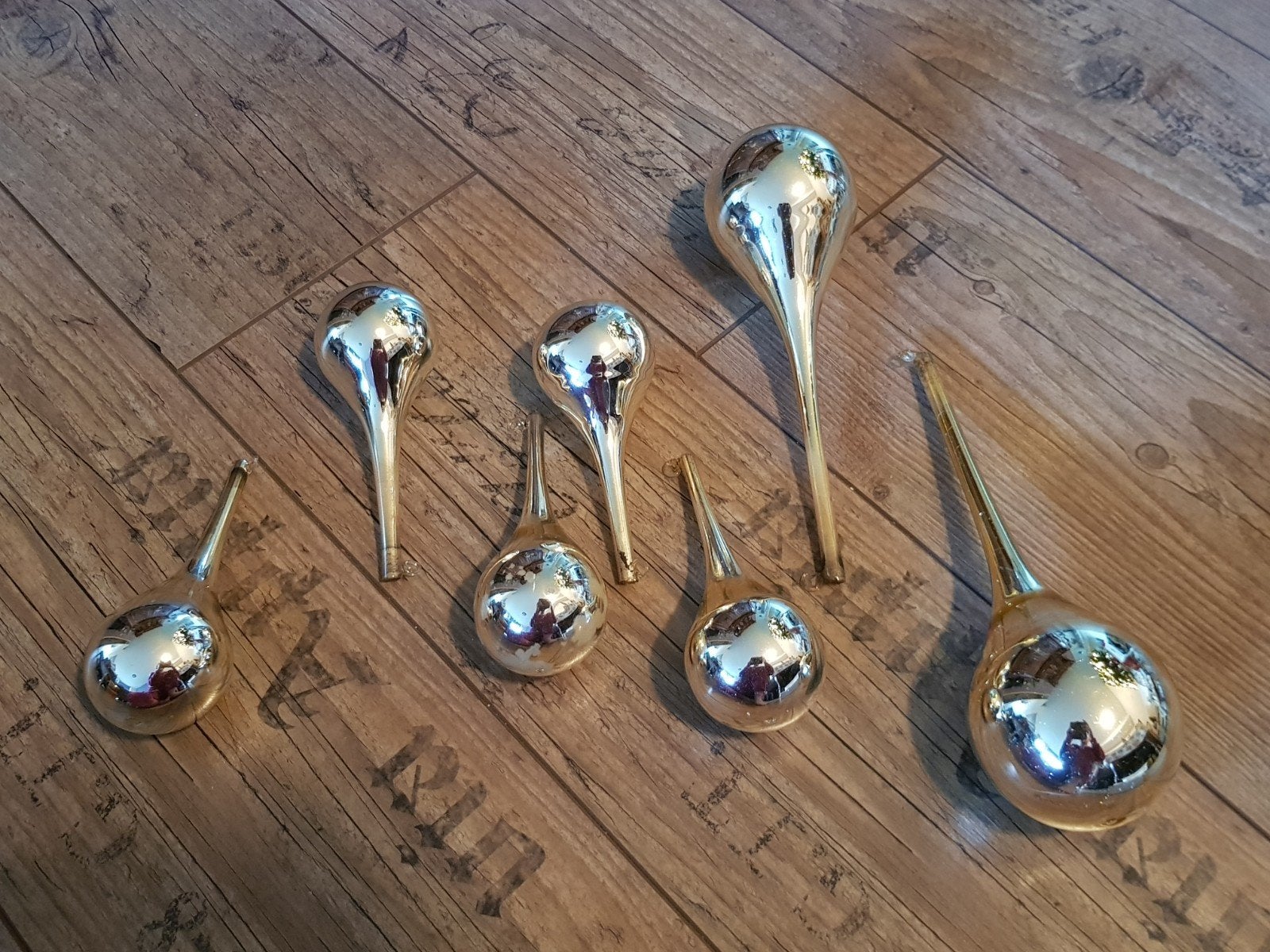 vintage kerstballen goud met oogje groot model, Ophalen of Verzenden, Zo goed als nieuw