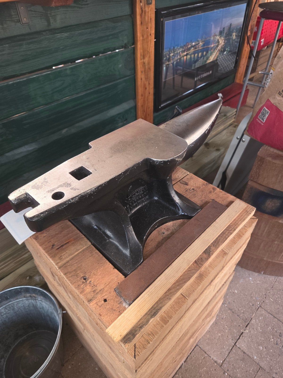 Aambeeld - Robuust en Klaar voor Gebruik, Doe-het-zelf en Verbouw, Gereedschap | Handgereedschap, Ophalen, Gebruikt, Overige typen