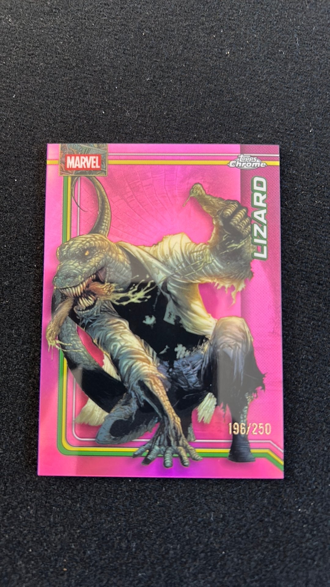 Topps Chrome Marvel '26 - Lizard 069 -Pink Refractor 196/250, Verzenden, Zo goed als nieuw, Losse kaart